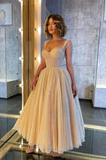 Vestido de fiesta de tul con escote corazón, corte en A y lentejuelas, con tirantes
