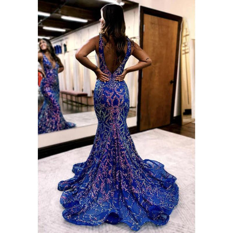 Trumpet/Mermaid Gorgeous & Charming Halter Sleeveless Sequins Backless Prom Dress
