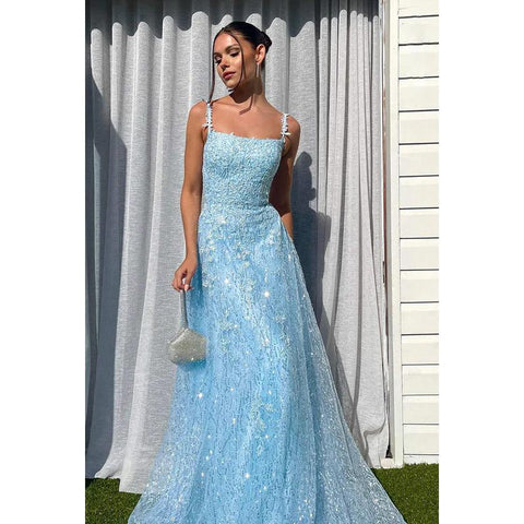 Robe de bal longue trapèze en tulle et dentelle à bretelles spaghetti