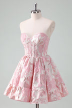 Vestido corto de fiesta sin tirantes, con estampado floral, corte en A, corsé y volantes