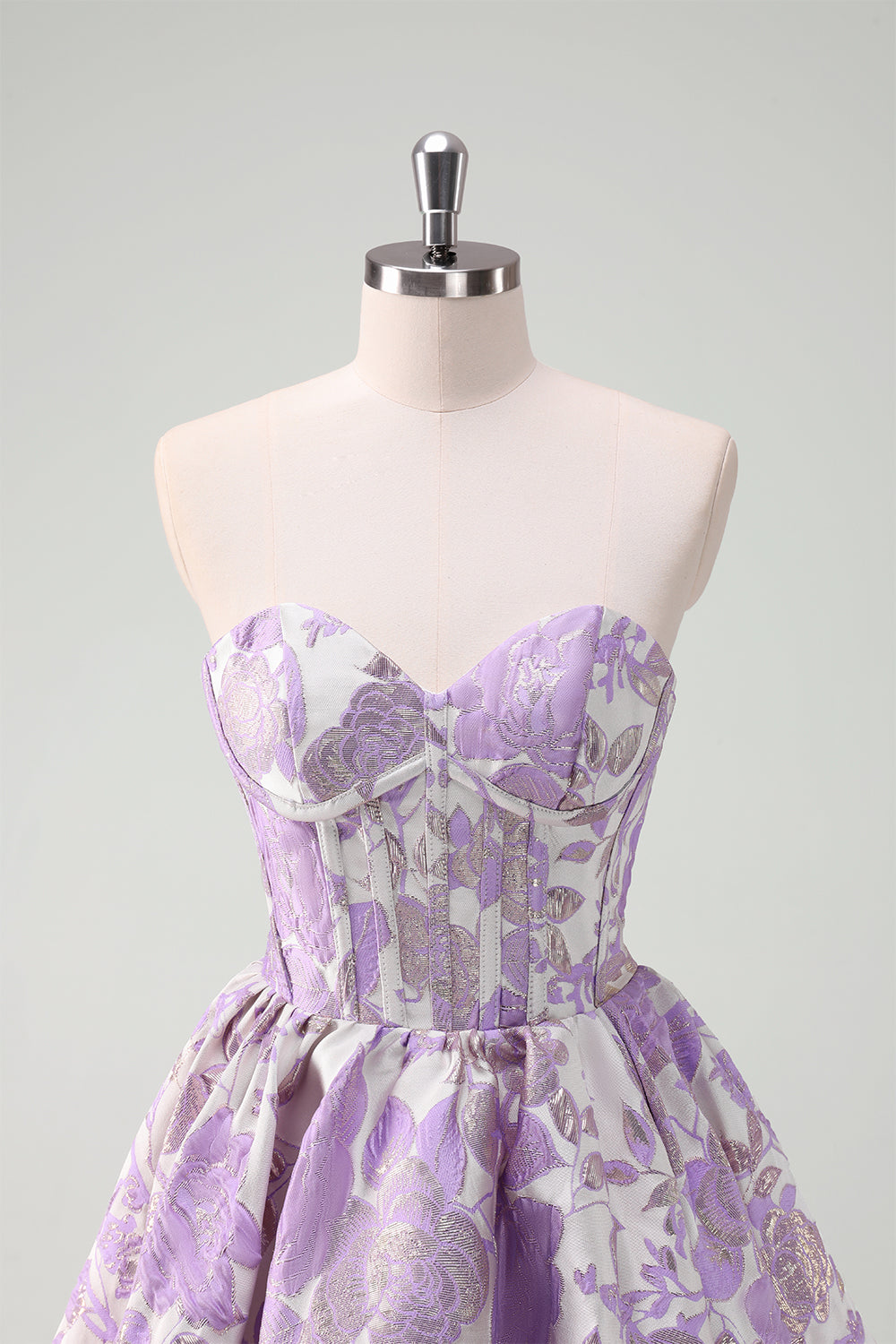 Vestido corto de fiesta sin tirantes, con estampado floral, corte en A, corsé y volantes