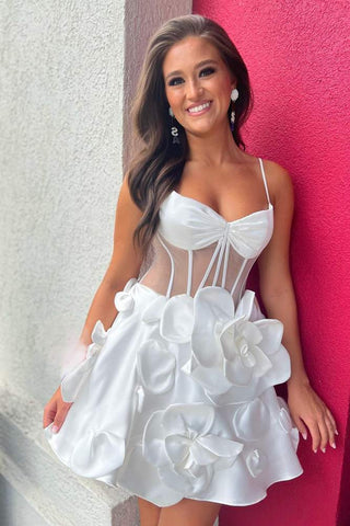 Robe de bal courte bustier trapèze à corset ornée de fleurs 3D