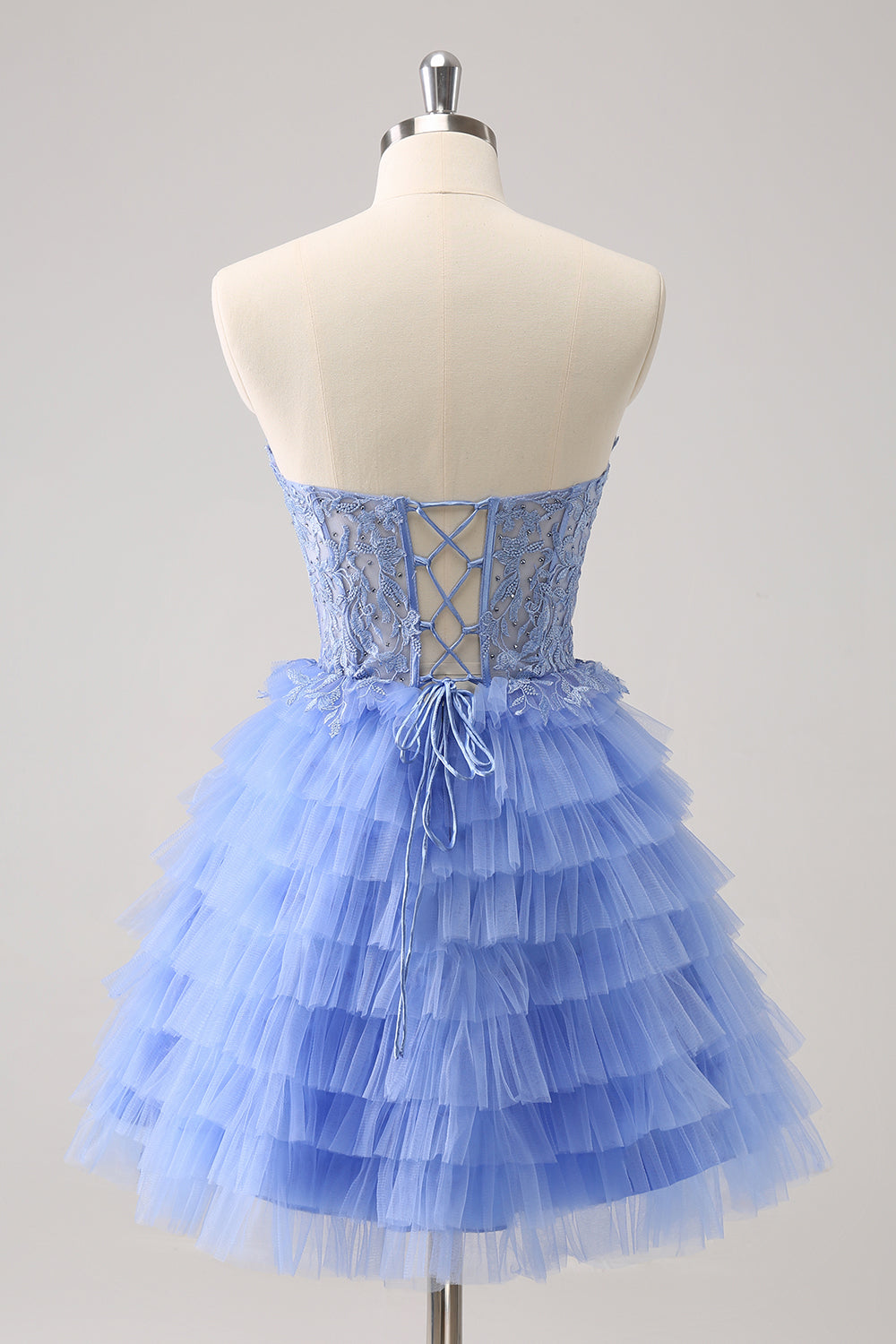 Vestido de fiesta de bienvenida sin tirantes, corte en A, de tul con corsé escalonado y apliques