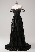 Robe de bal longue à corset à volants, épaules dénudées et paillettes, ornée de perles