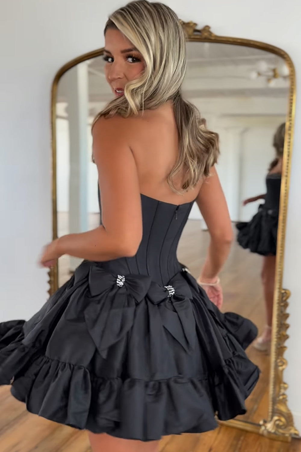 Trendy Fuchsia Strapless A-Line Satin Short Homecoming Dress with Bow