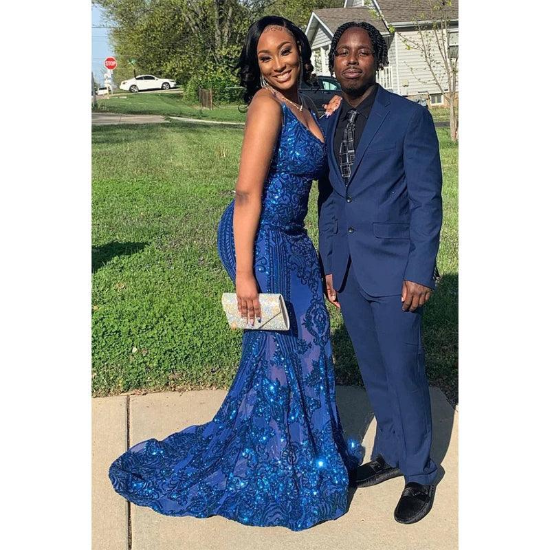 Robe de bal sirène bordeaux à bretelles spaghetti et paillettes appliquées, Black Girl Slay 