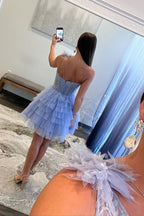 Vestido corto de fiesta con corsé escalonado de tul con un solo hombro y corte en A