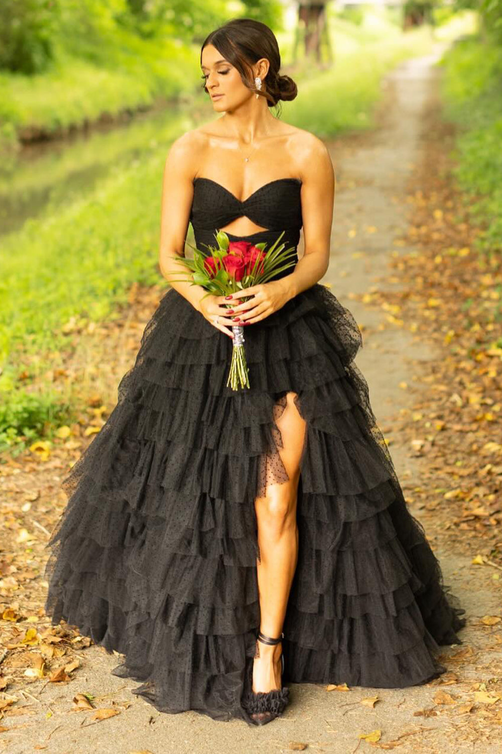 Robe de bal longue bustier à volants en tulle style princesse avec fente