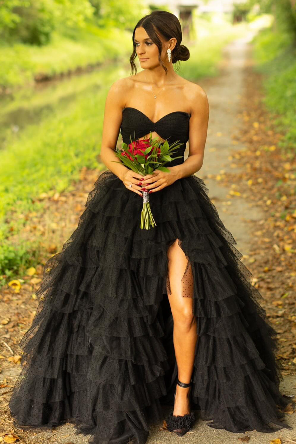 Robe de bal longue bustier à volants en tulle style princesse avec fente