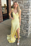 Robe de bal sirène à bretelles spaghetti pailletées, corset long à perles et volants