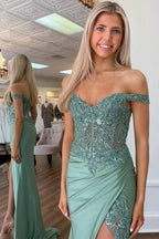Robe de bal sirène à épaules dénudées, corset long orné d'appliqués et fente