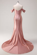 Robe de bal longue sirène en satin rose poudré à fines bretelles froncées et sequins