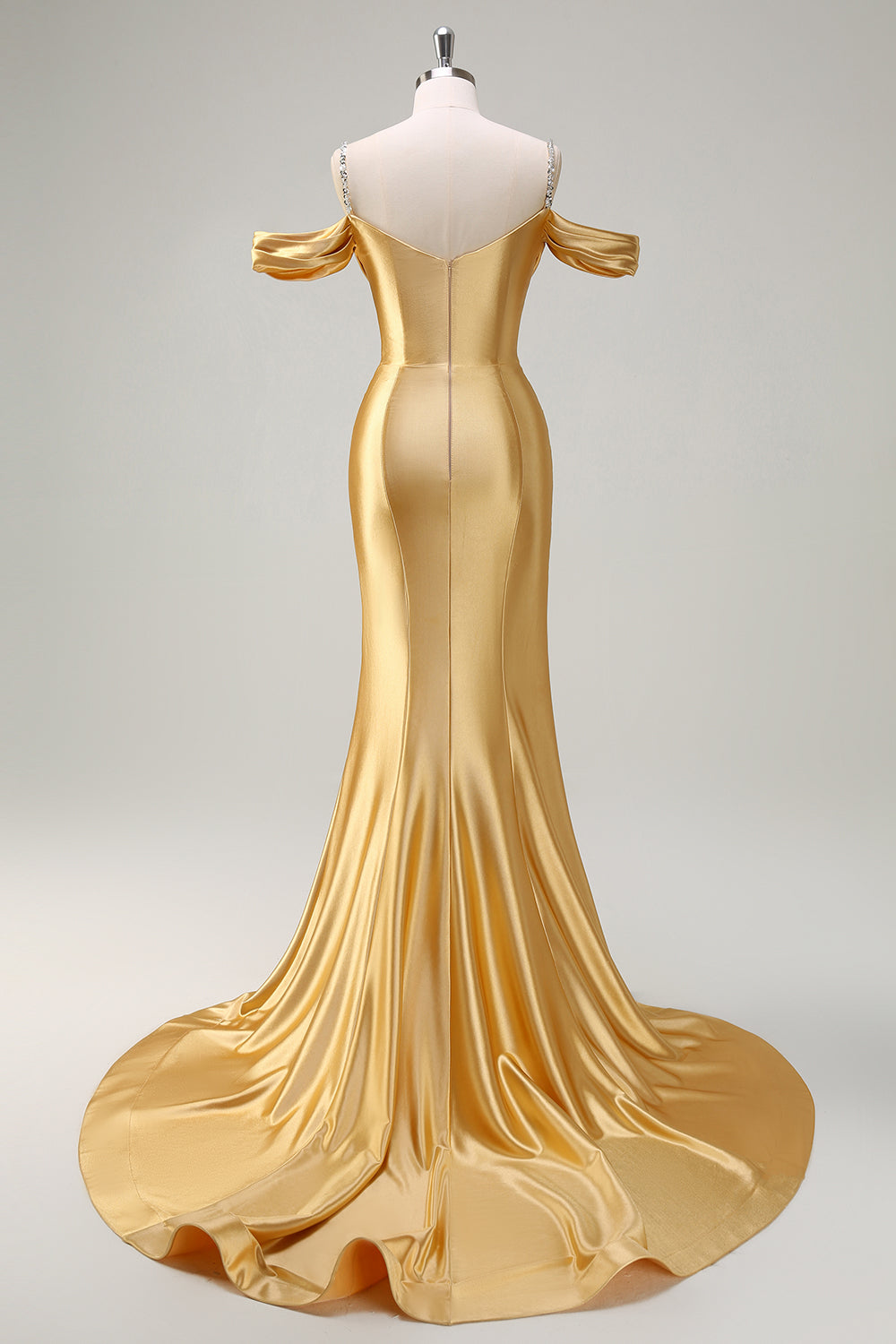 Robe de bal longue sirène en satin rose poudré à fines bretelles froncées et sequins