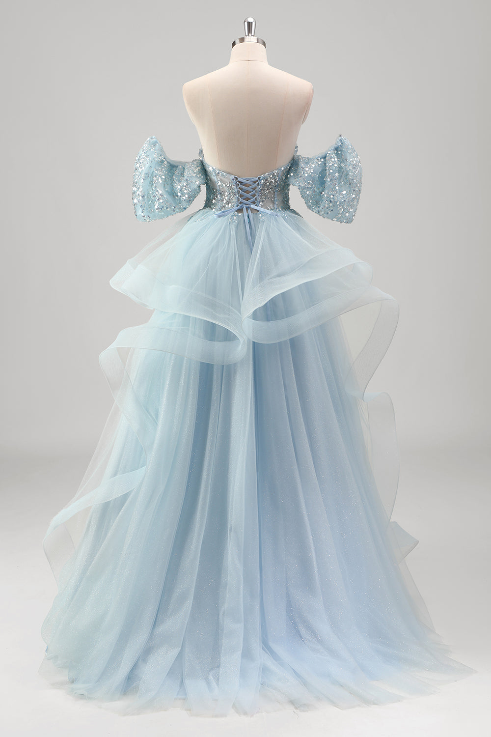 Robe de bal longue à corset en tulle à volants et sequins en forme de cœur, coupe trapèze, bustier à volants, ornée de sequins et d'un décolleté en cœur