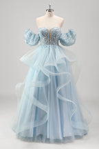 Robe de bal longue à corset en tulle à volants et sequins en forme de cœur, coupe trapèze, bustier à volants, ornée de sequins et d'un décolleté en cœur