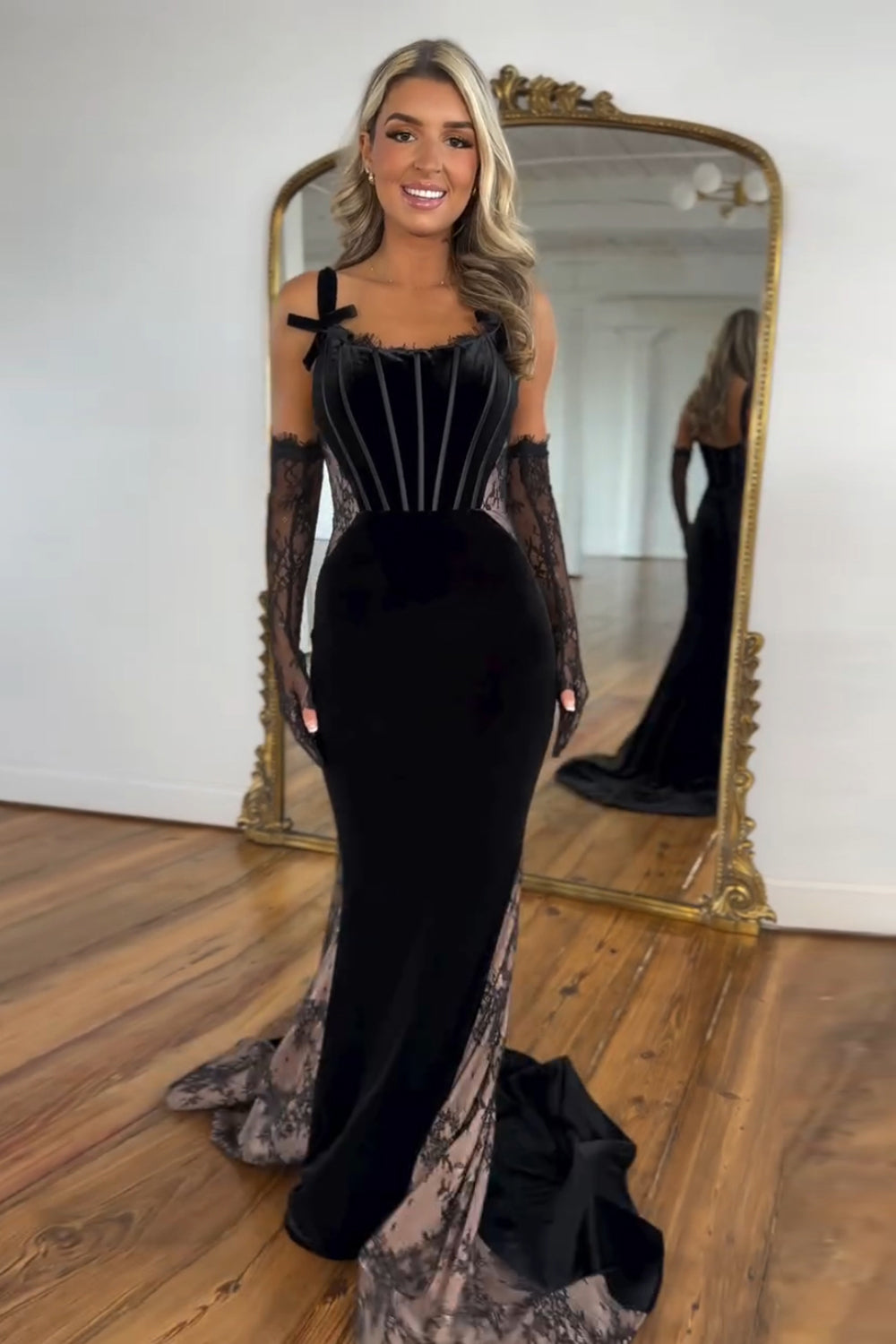 Spaghetti Straps Mermaid Velvet Long Corset Prom Dress  (Gloves are not included)