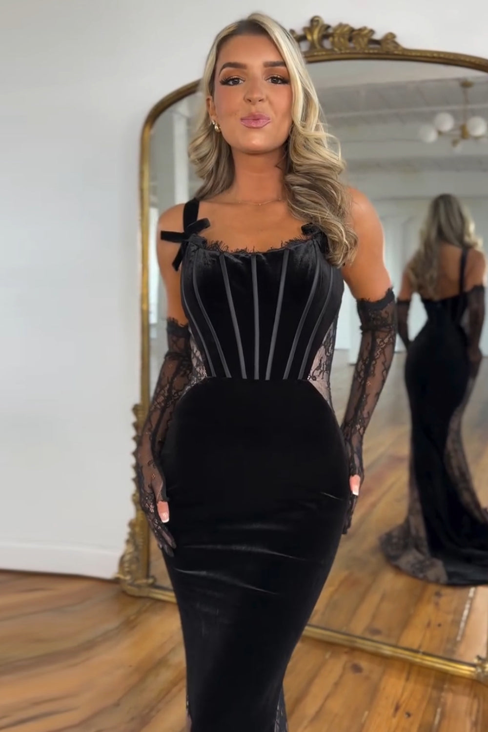 Spaghetti Straps Mermaid Velvet Long Corset Prom Dress  (Gloves are not included)