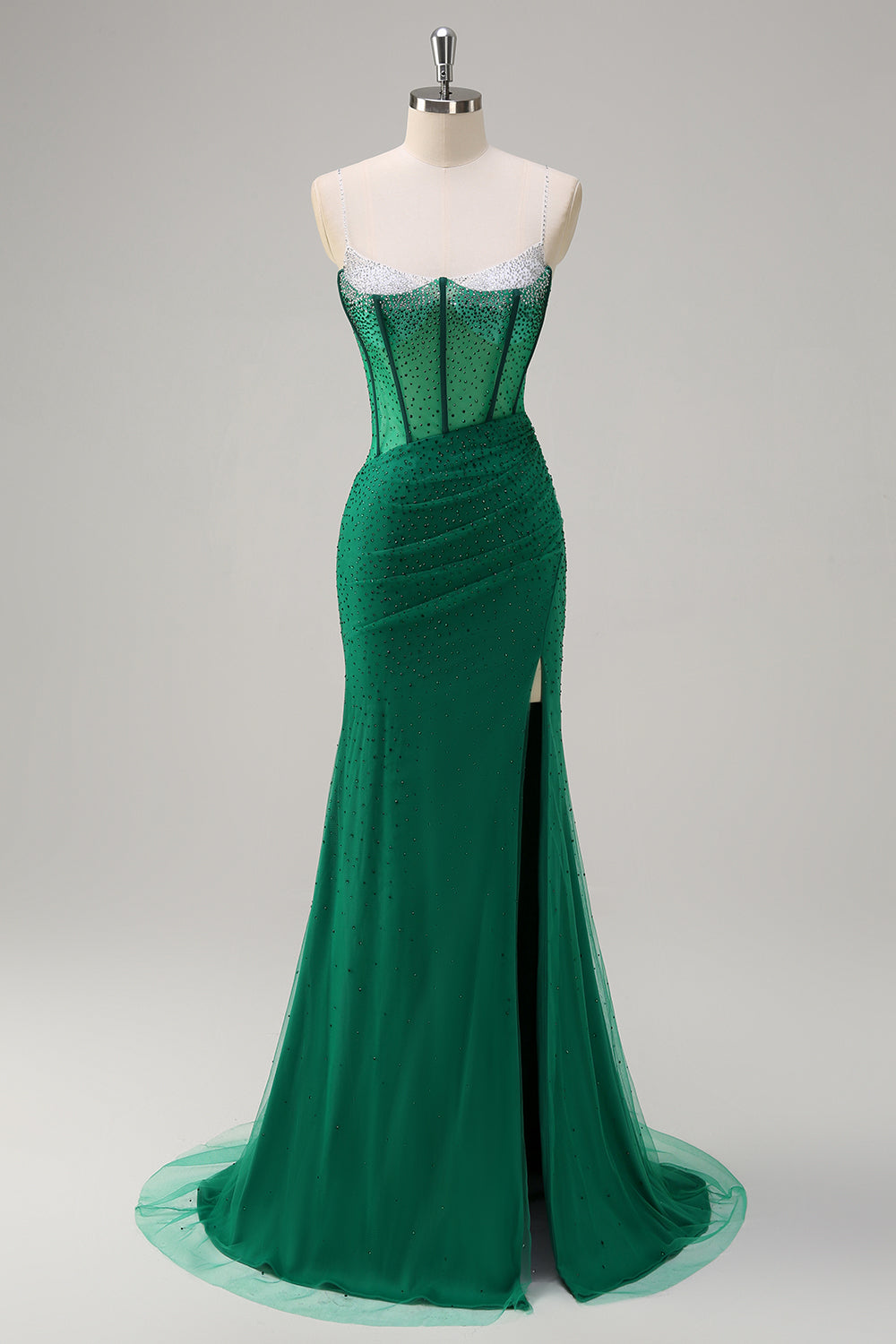 Robe de bal longue sirène à bretelles spaghetti, ornée de perles et fendue, bleu roi pailleté. Entièrement à paillettes et fendue.