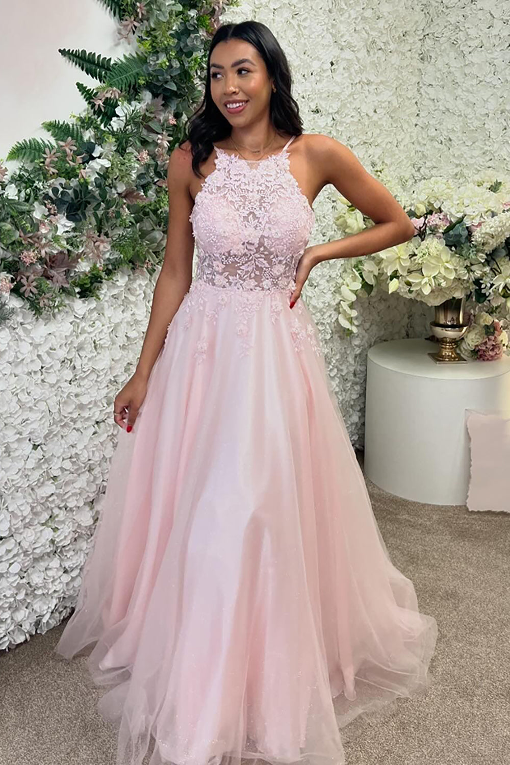 Halter Neck A-Line Tulle Long Prom Dress with Appliques