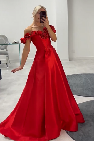 Robe de bal longue en satin, coupe trapèze, épaules dénudées et corset orné de fleurs 3D