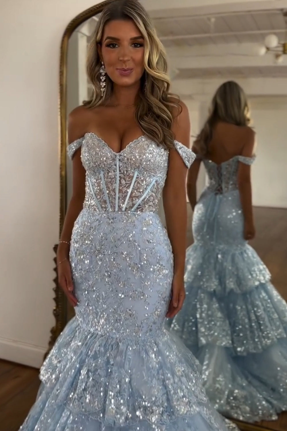 Robe de bal sirène à épaules dénudées, corset long à volants en tulle et sequins