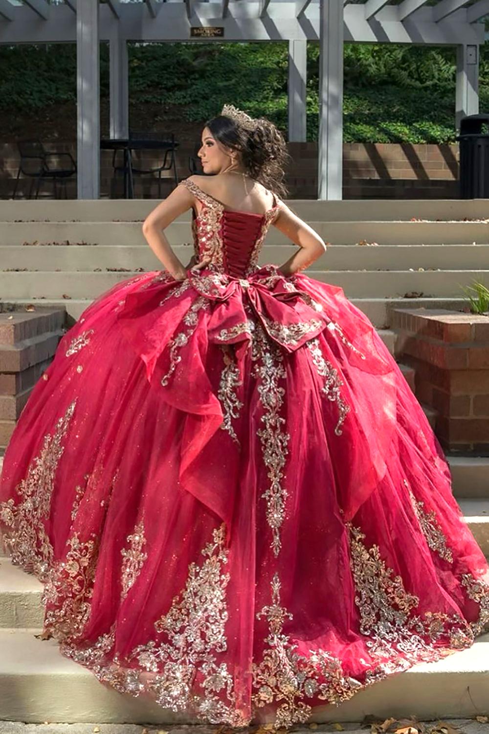Ball Gown Off the Shoulder Tulle Quinceanera Dress with Sequins Applique