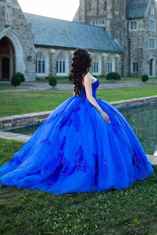Robe de quinceañera princesse à paillettes et appliqués en forme de cœur