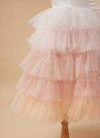 Vestido de princesa rosa de tul hasta la rodilla con mangas de plumas para niñas de las flores (010224240) 