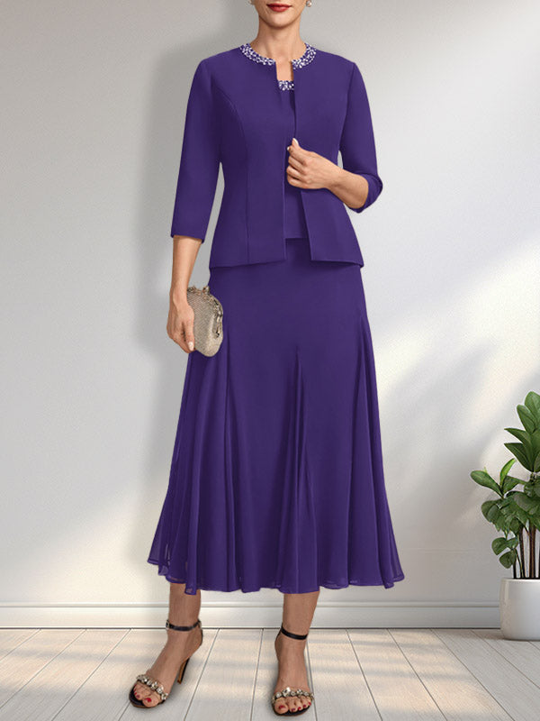 Vestido de novia de gasa, corte línea A, escote redondo, largo té, con lentejuelas y pedrería. 