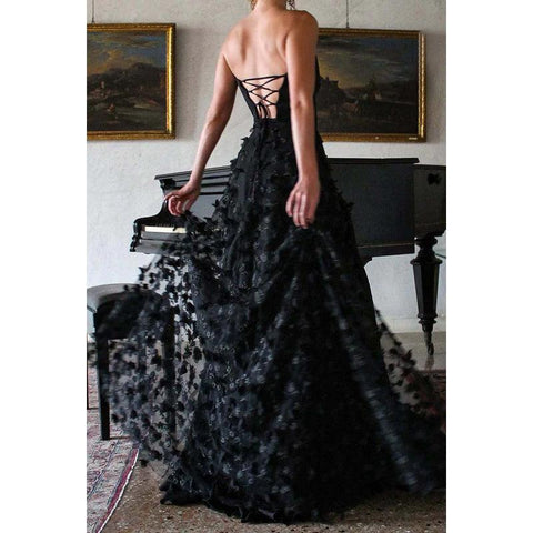 Robe de bal longue trapèze en tulle appliqué, sans bretelles, à lacets et fente