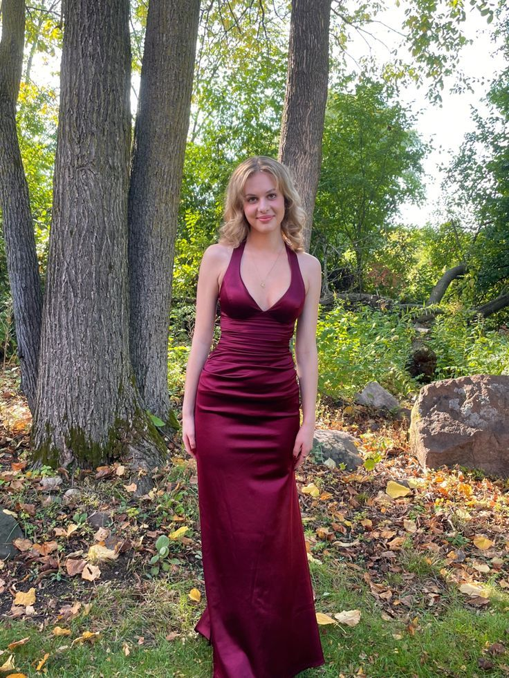 Vestido de noche ajustado con escote en V profundo y sexy Y5762