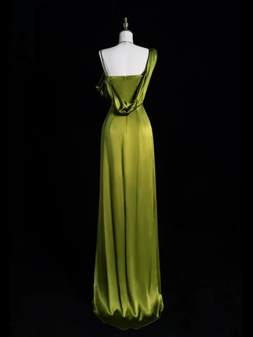 Elegante vestido de noche verde de un solo hombro con abertura Y8218