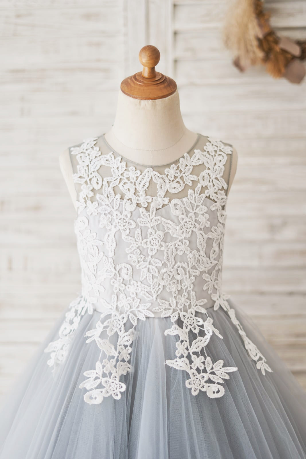 Vestido largo de tul y encaje azul para niña de las flores 