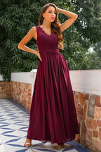 Robe de demoiselle d'honneur longue à col en V