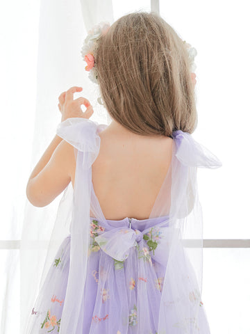 Vestido de niña pequeña de las flores, corte en A, sin mangas, de tul bordado floral. 