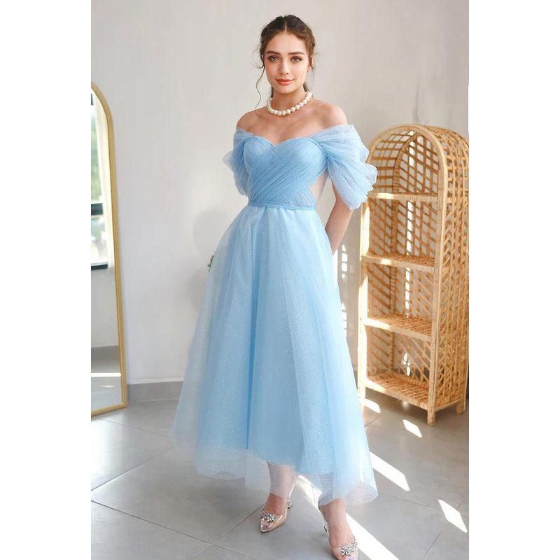 Superbe et charmante robe de bal trapèze en tulle à épaules dénudées