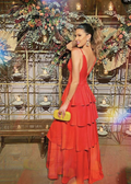 Vestido de noche rojo de corte evasé con tirantes finos y volantes Y5466