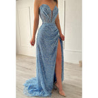 Superbe et charmante robe de bal scintillante sans manches à décolleté en V profond et fente latérale