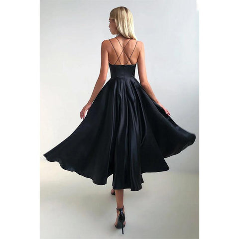 Robe de soirée simple à bretelles spaghetti et col en V 