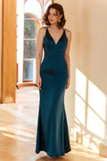 Robe de bal longue bleu paon, fourreau, col en V et dos croisé