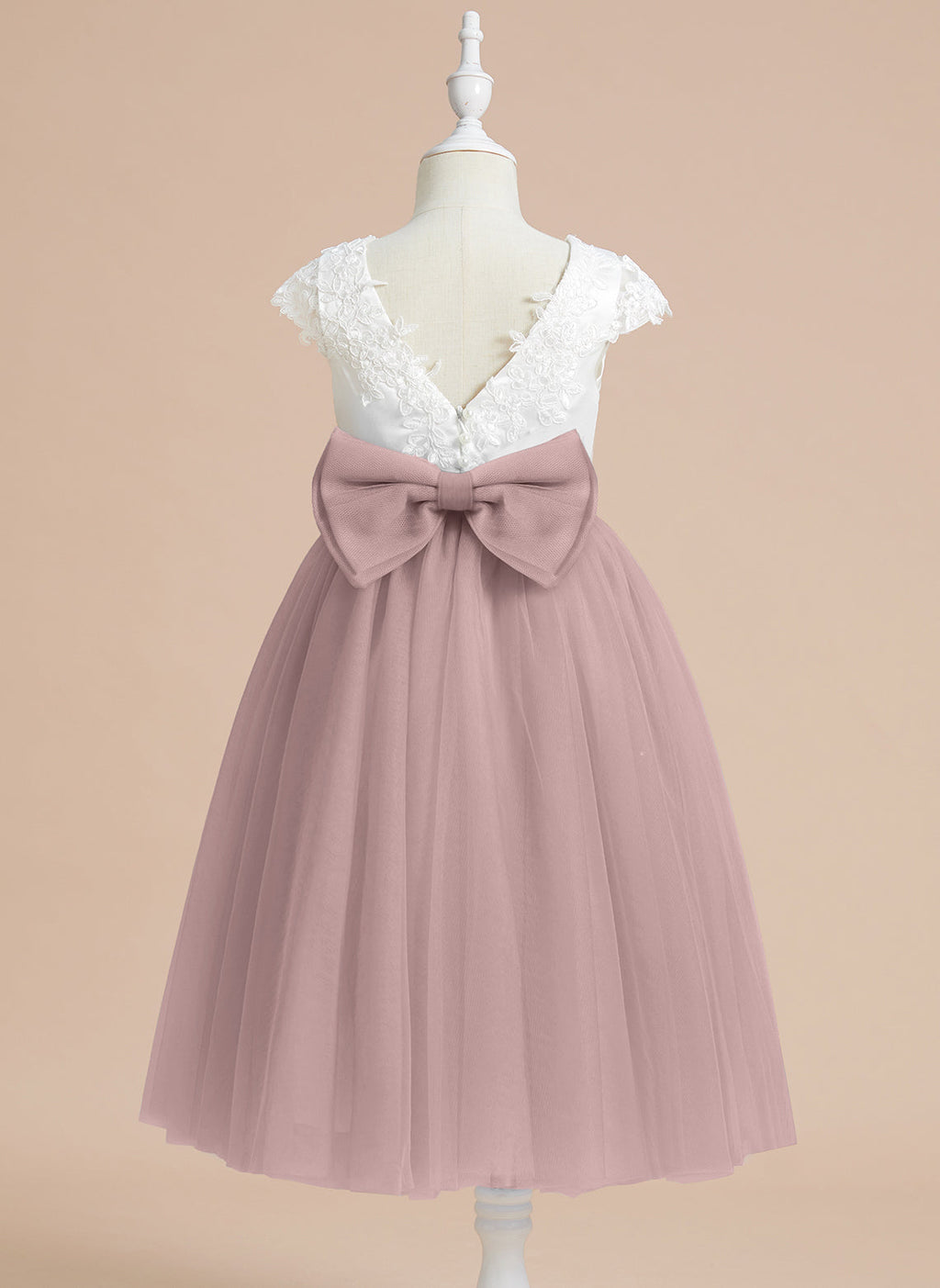 Vestido de niña de las flores para la Primera Comunión, corte en A, satén y tul, hasta la rodilla. 