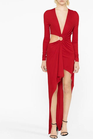 Vestido de noche Diva con escote en V profundo, detalle de cristal y aro recortado, volantes fruncidos, corte asimétrico. 