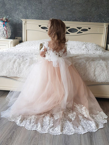Precioso vestido de niña de las flores de tul y encaje con apliques para bodas y fiestas.