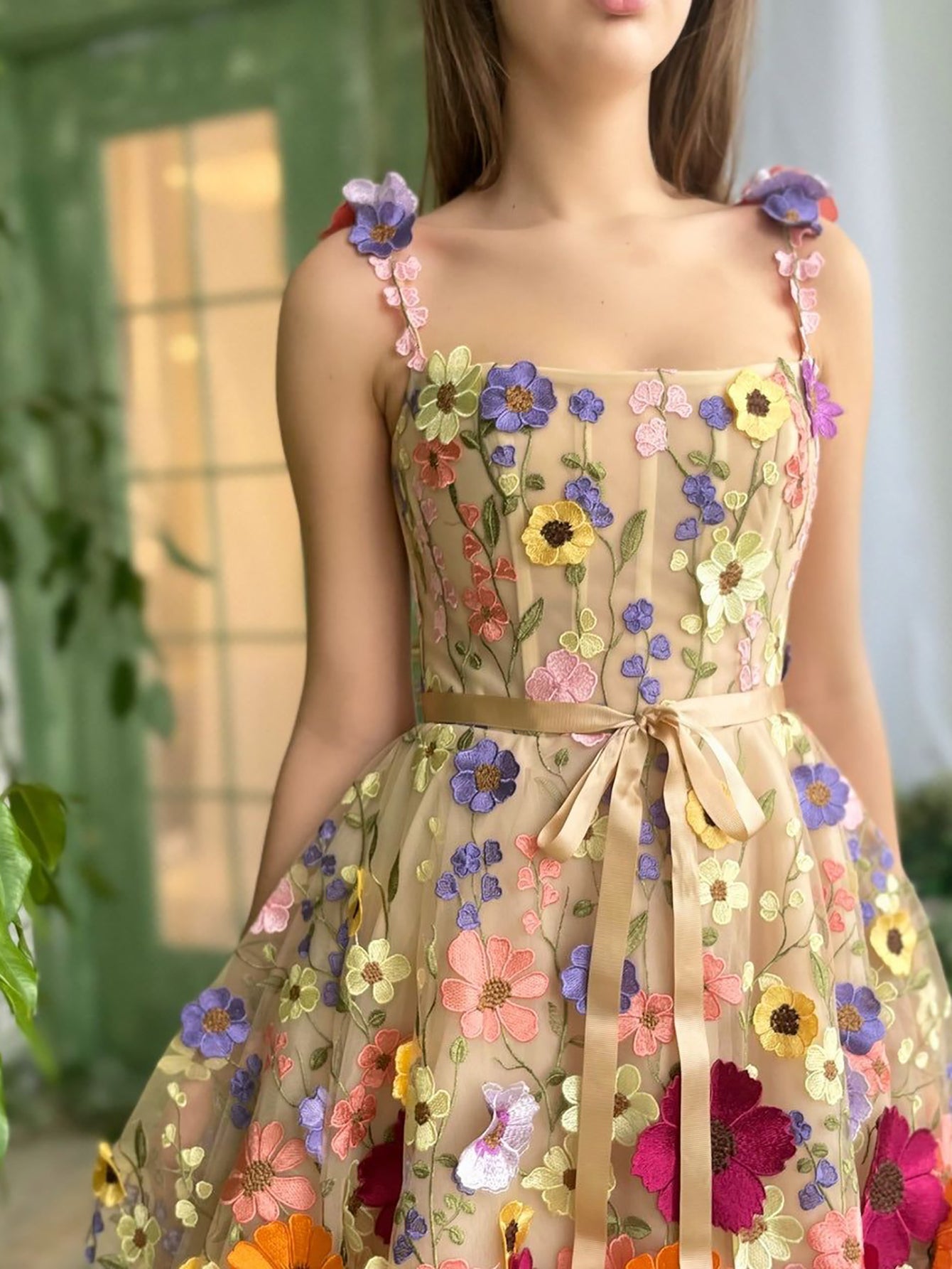 Vestido corto de fiesta de bienvenida con estampado floral en línea A y flores 3D