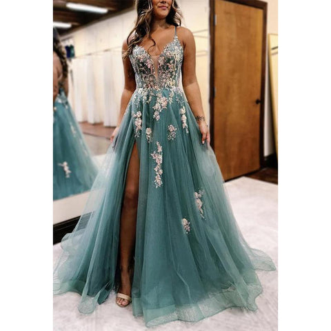 Robe de soirée trapèze en tulle à bretelles spaghetti et fente latérale 