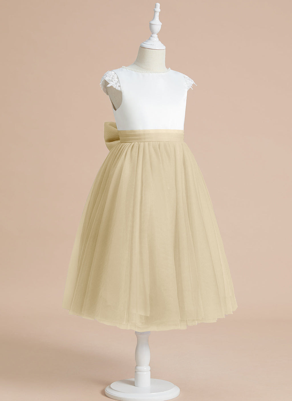 Vestido de niña de las flores para la Primera Comunión, corte en A, satén y tul, hasta la rodilla. 