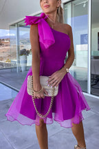 Robe courte en tulle à une épaule avec nœud Lifetime Celebrations 