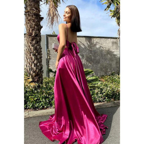 Robe de bal deux pièces à bretelles spaghetti et col en V avec poches 