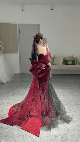 Robe de soirée bordeaux romantique à épaules dénudées Y4416
