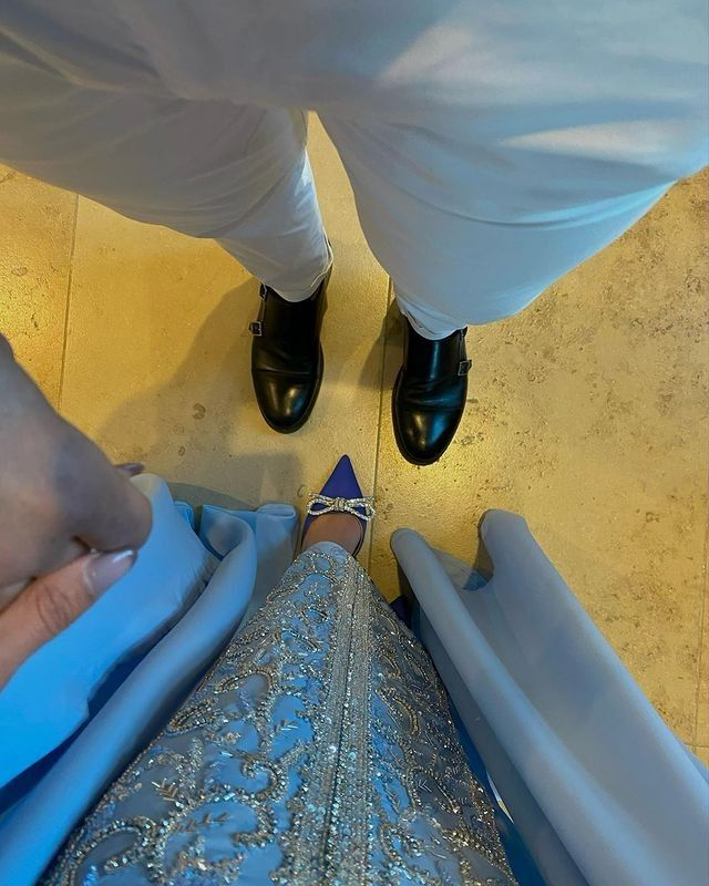 Elegante vestido de noche de lujo azul con lentejuelas y cuentas, ribete de satén y chal. Vestido de fiesta musulmán estilo árabe de Dubái Y4669